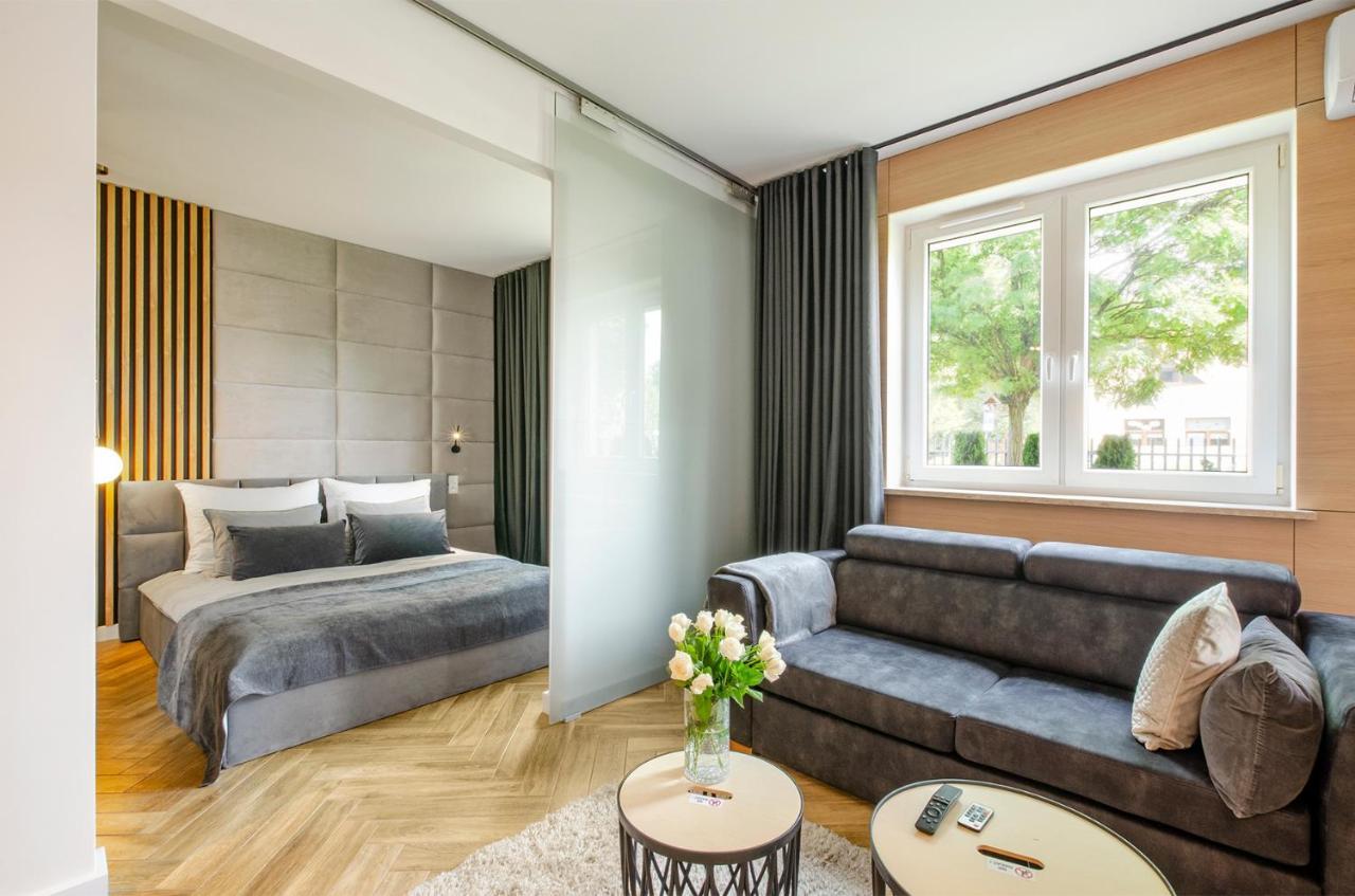 Lupoapartments Kaucja Лодзь Экстерьер фото